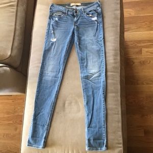 Hollister jeans